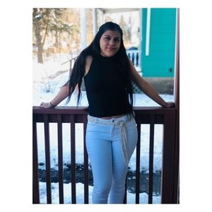 Meet your Posher, Estefany